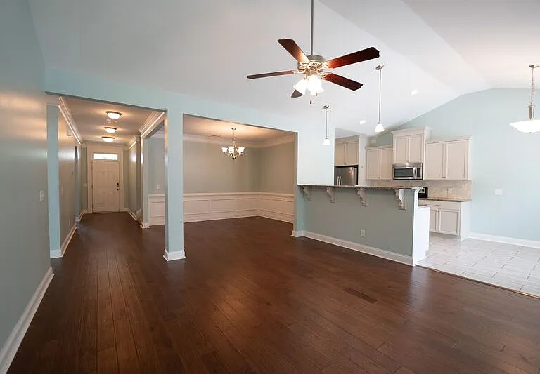 117 Laguna Way — Photo 13