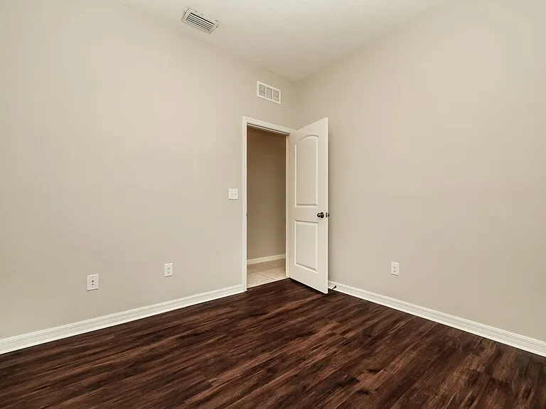 7729 Sunshine Bridge Ave — Photo 12