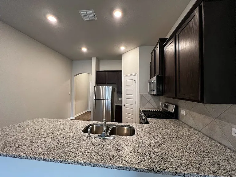 9310 Two Frio Lndg — Photo 10