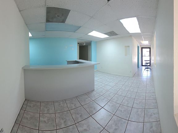 5th image of 59 E Lexington Ave #1