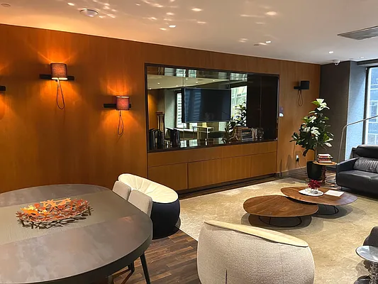 Rented by Viza Group, Inc | media 40