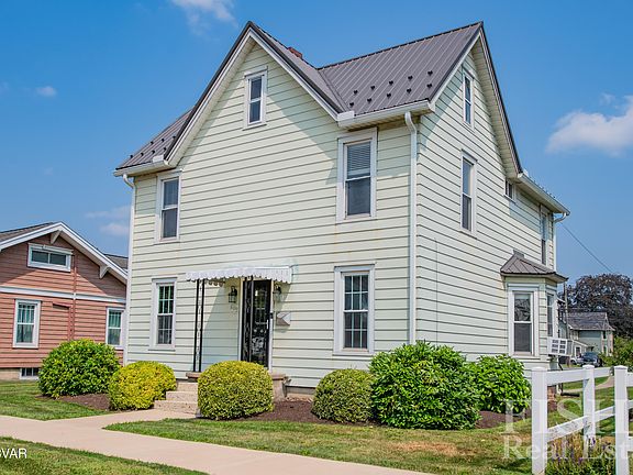 2nd image of 609 Jordan Ave