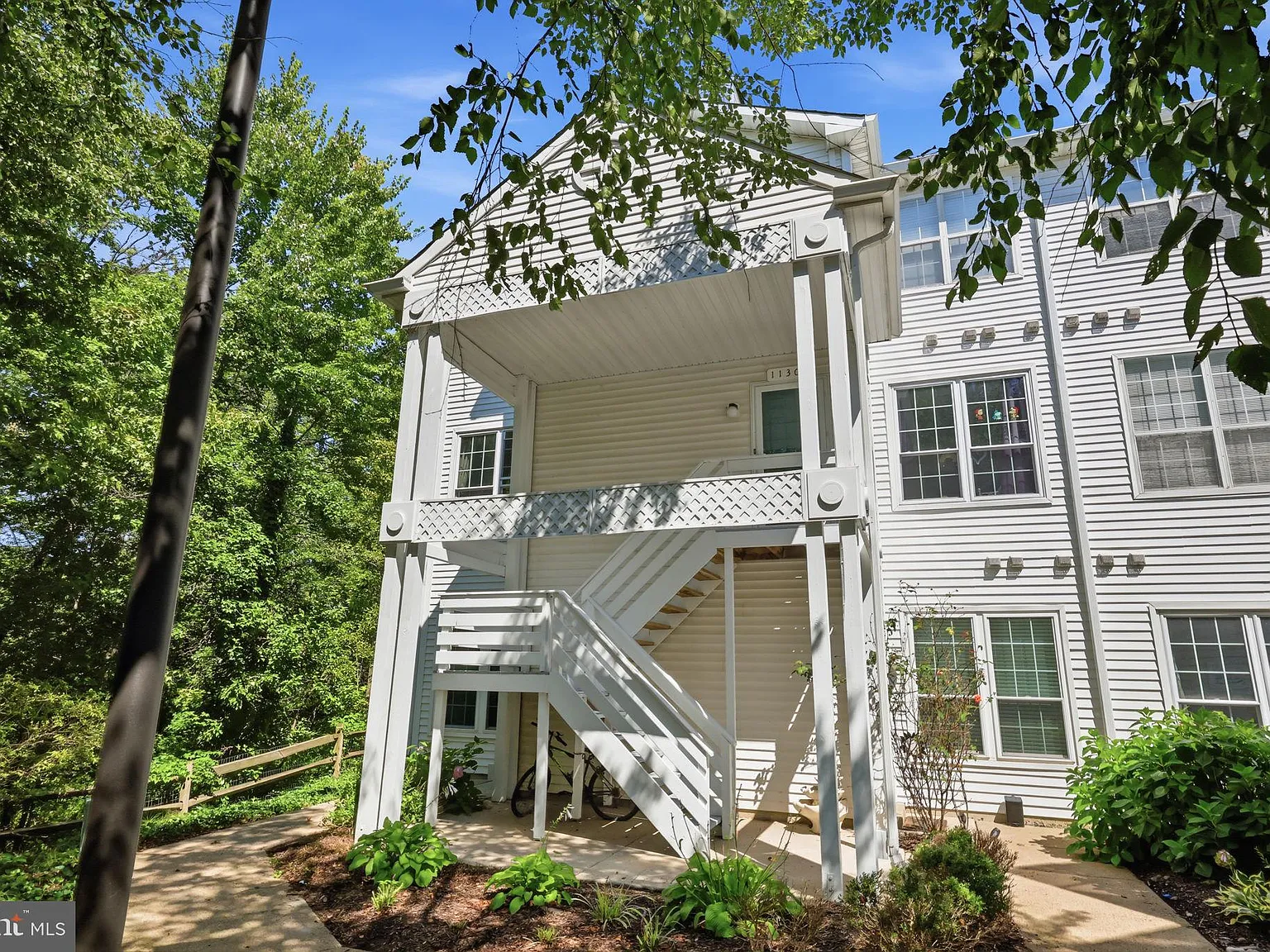 2 bed, 2.0 bath, $2,650 — Photo 4