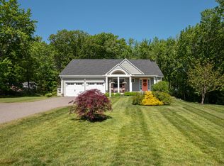 55 Brackett Ln, Wells, ME 04090