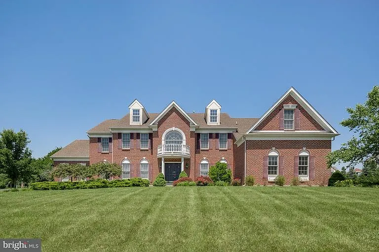302 Rosie Ln photo 1