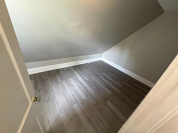 4th image of 12 Harding Pl #3A