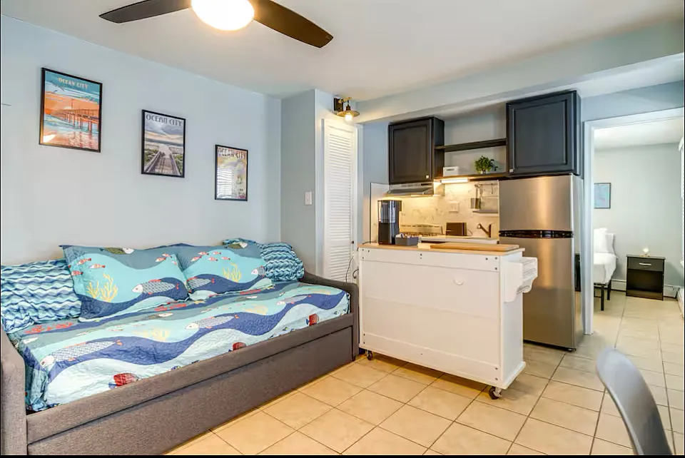 1 bed, 500 sqft, $1,300 — Photo 1