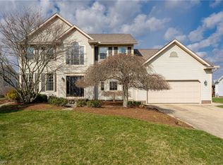3724 Falcon Chase St NW, Uniontown, OH