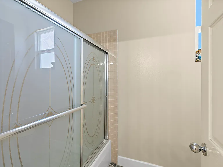 2438 Calle Aquamarina — Photo 23
