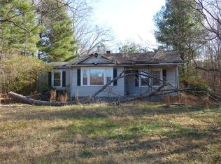 14132 L P Bailey Memorial Hwy, Nathalie, VA 24577