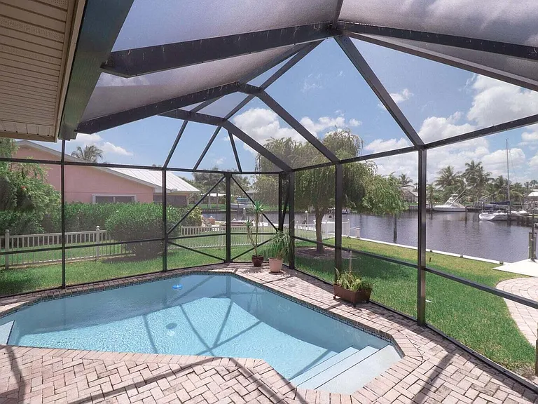 1694 SW Boatswain Pl — Photo 19