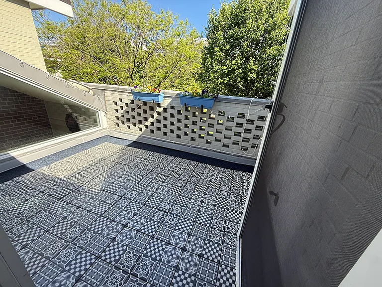 251 G St SW #A — Photo 27