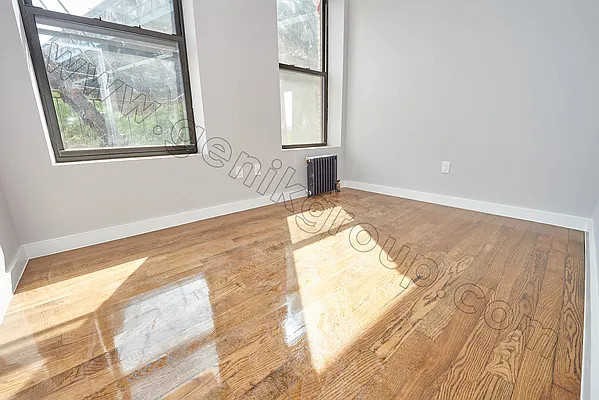 Rented by Genik Group Corp | media 26