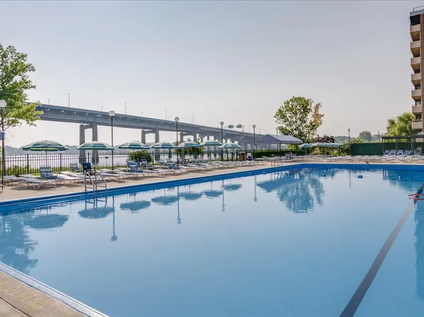 162-40 Ninth Avenue image 23 of 28