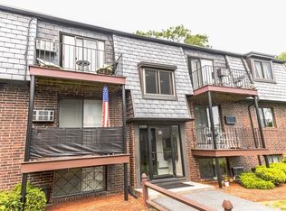 42 Main St APT 6, North Reading, MA 01864