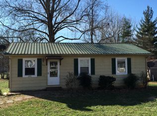 609 E 21st St, Cookeville, TN 38501