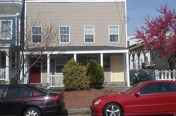 3rd image of 624 N 31st St