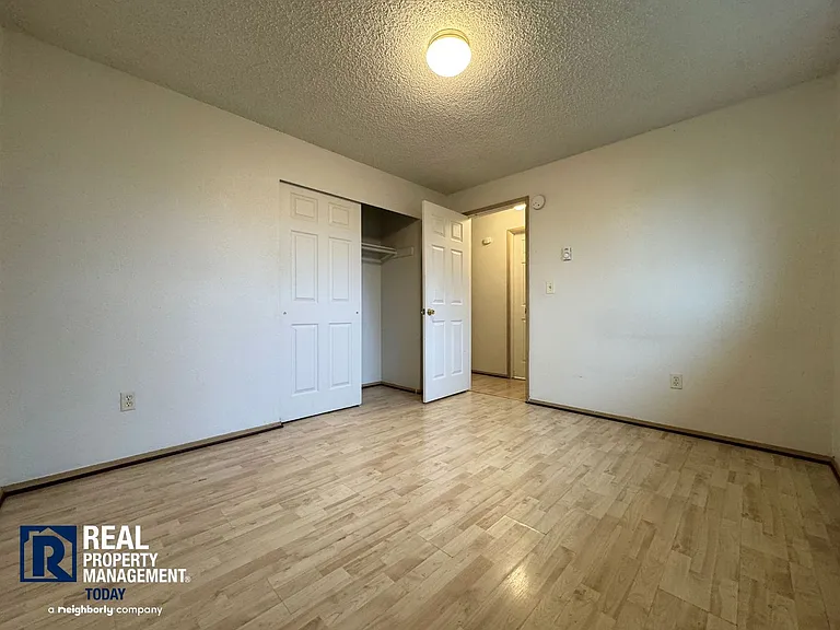 DB&D Realty LLC - 4016 — Photo 21