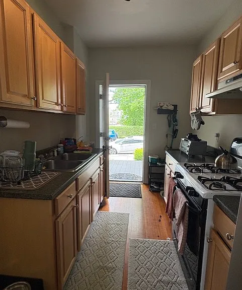 68 Roseland St #1 — Photo 9