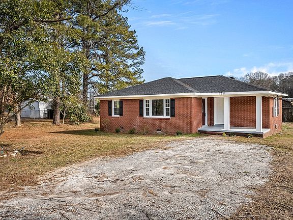 2nd image of 128 Marshall Cir