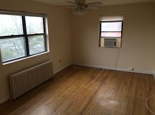 8709 Plymouth St APT 5, Silver Spring, MD 20901