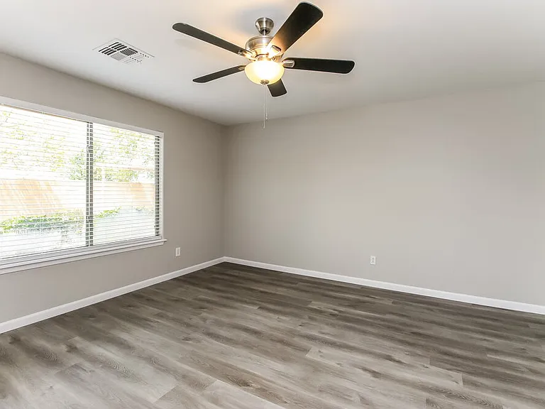 32830 N Sandstone Dr — Photo 12