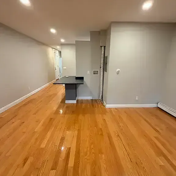 604 Chapel St #6 — Photo 17