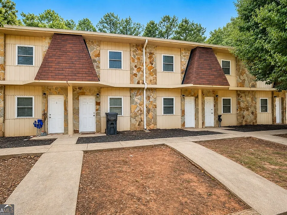 88 Angie Dr #6