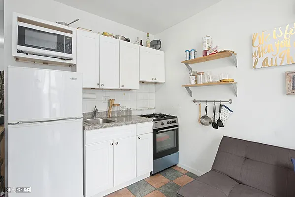 Rented by Citi Habitats | media 22