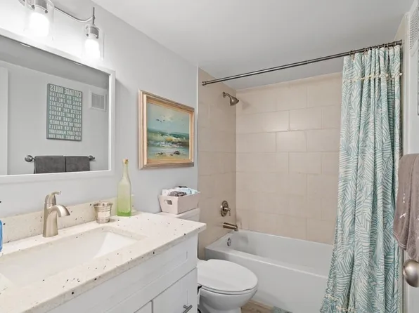 2950 SE Ocean Boulevard #11-2, Stuart, FL 34996