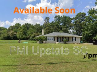 1103 E Rutherford St, Landrum, SC 29356