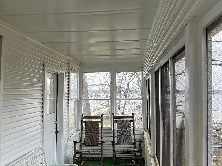 13330 Morse St — Photo 3