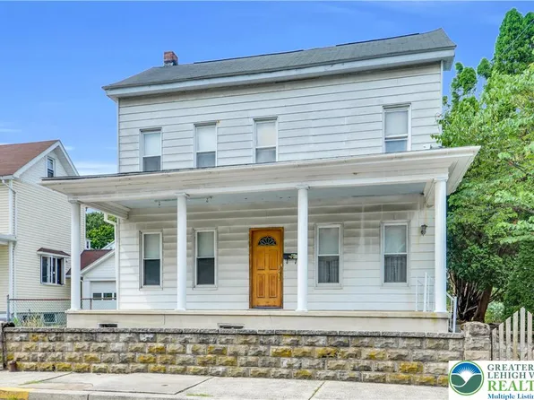 60 Walnut St, Cressona, PA 17929