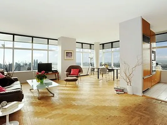 Sold by Corcoran | media 4