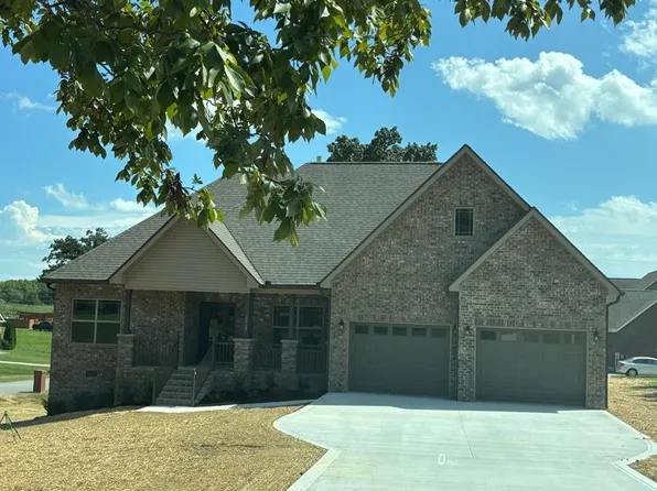 2068 Foster Cir, Cookeville, TN 38501