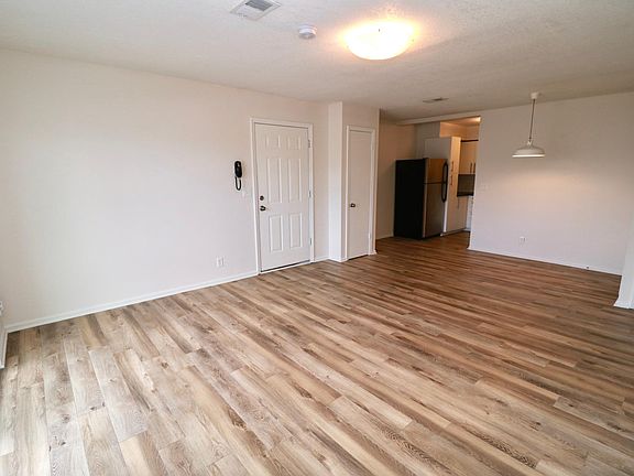 2nd image of 2810 W 42nd Ave APT 5