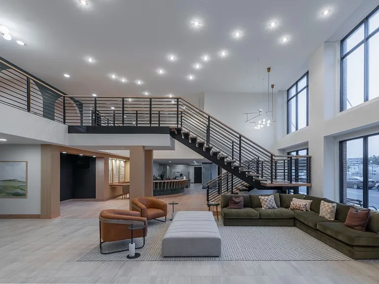 EDGE Apartments — Photo 16