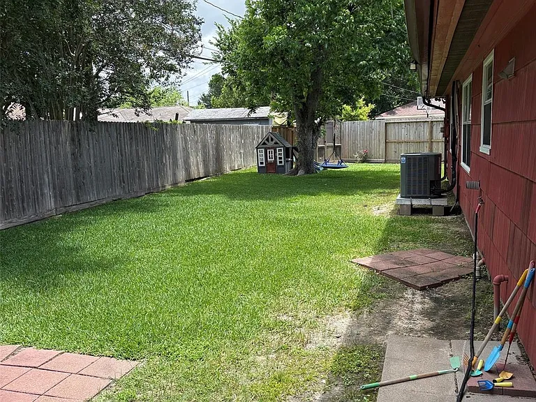 1432 Butler Dr — Photo 12