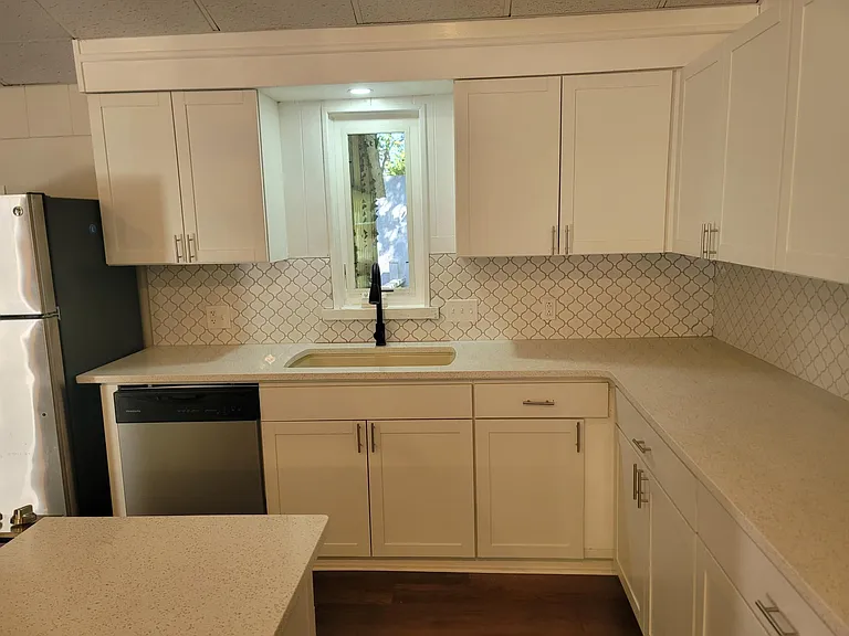 6942 Knollwood Dr — Photo 17