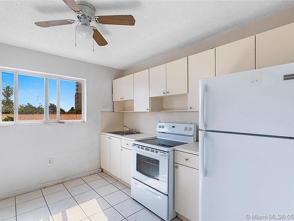 2nd image of 1101 NE 80th St #203