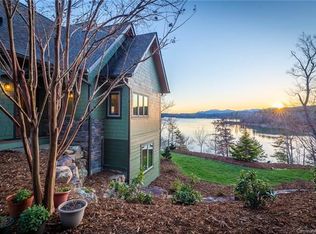 498 Sunset Point Pkwy, Nebo, NC 28761