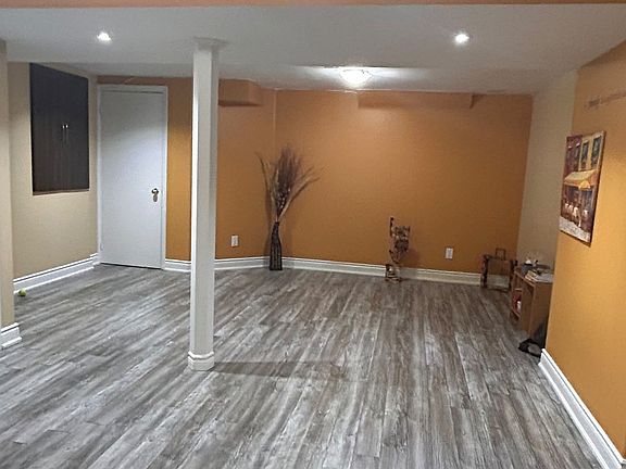 4th image of 17 Piane Ave