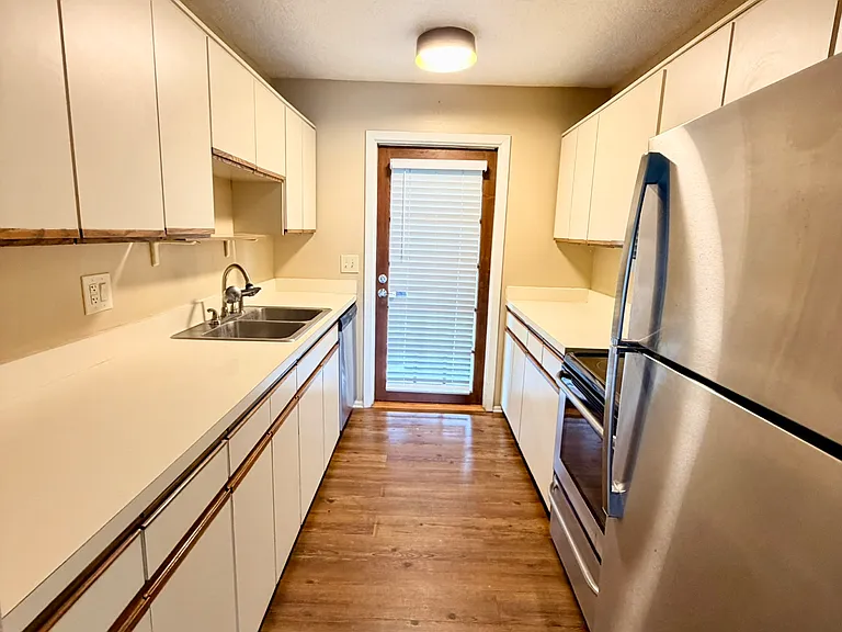 5343 Hansel Ave #F4 — Photo 17