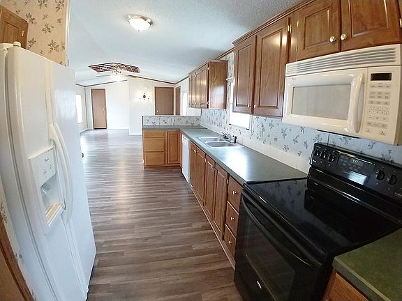 5th image of 115 Jax Dr