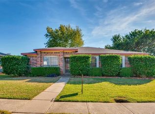 1714 Clydesdale Dr, Lewisville, TX 75067