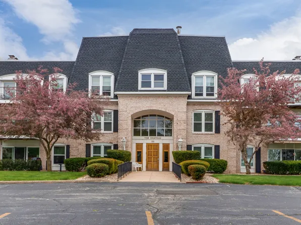 111 Rust Rd APT 110, Bloomington, IL 61701