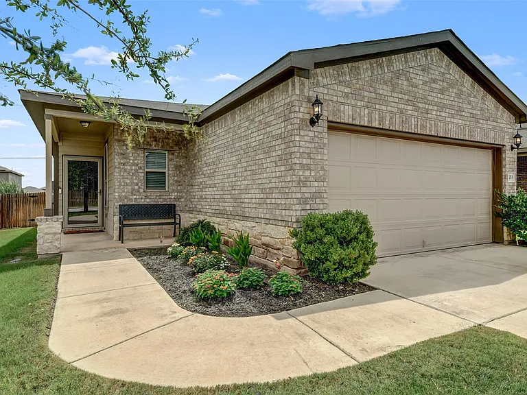 213 Ibis Falls Loop — Photo 3