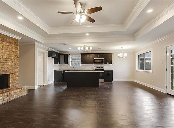 2nd image of 5530 Holley Ln