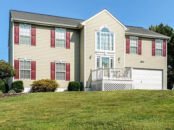 2nd image of 37 Crouse Ln