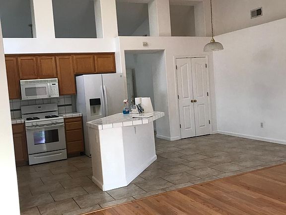 5th image of 8101 Tetotom Park Way